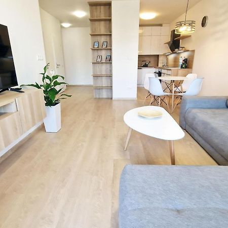 Luxo 2 Room Apartments By Bratislavatrip Eksteriør bilde