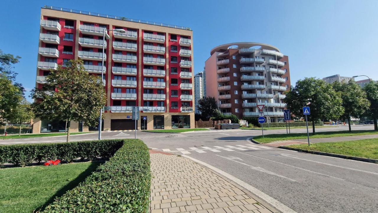 Luxo 2 Room Apartments By Bratislavatrip Eksteriør bilde